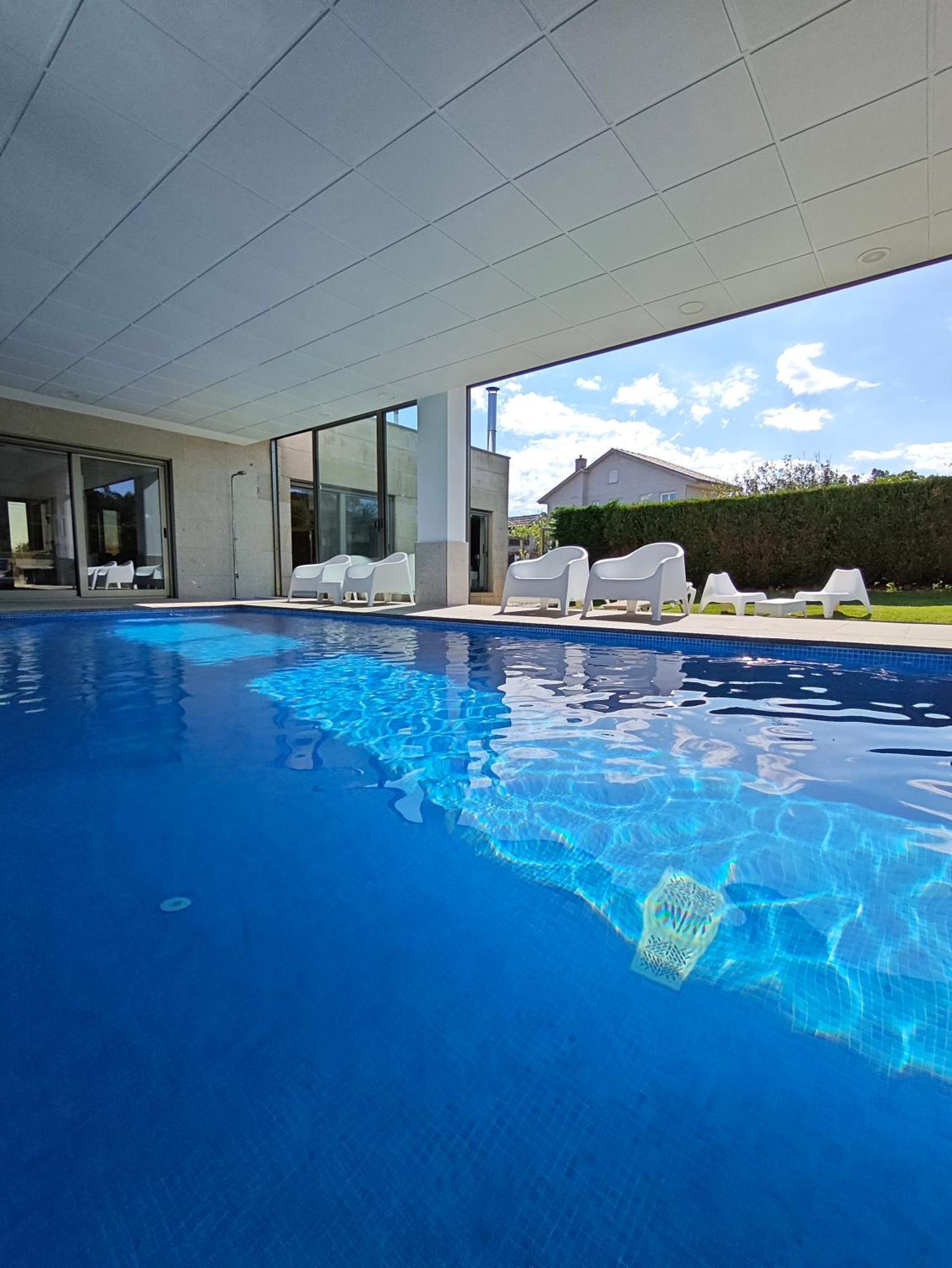 Casa Rial 47 Con Piscina Climatizada Sanxenxo